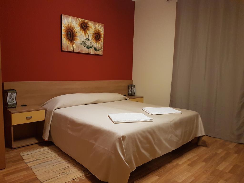 Il Giardino Di Ausonia Bed & Breakfast Реджо ди Калабрия Екстериор снимка