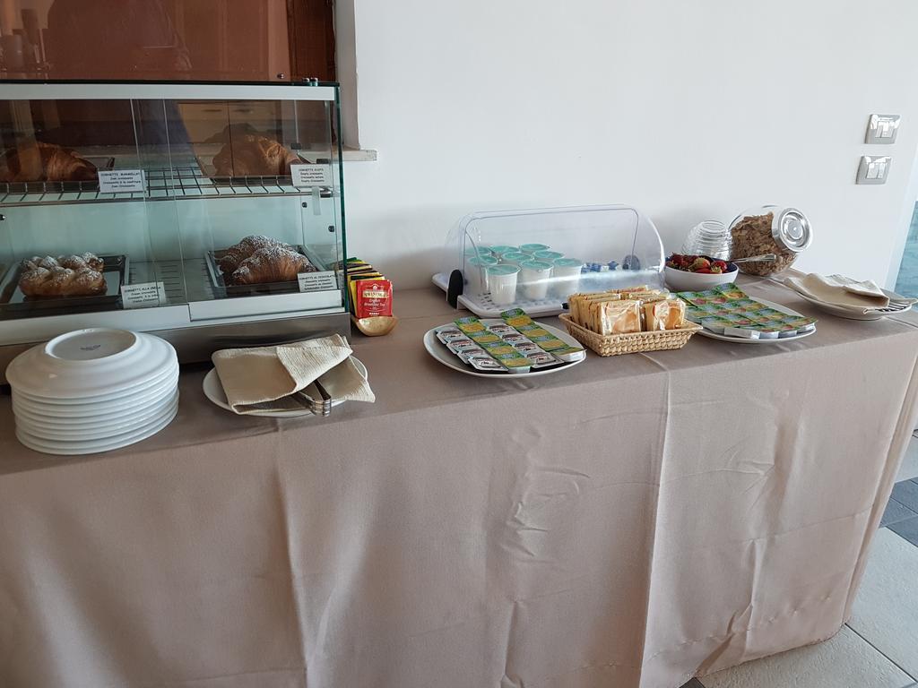 Il Giardino Di Ausonia Bed & Breakfast Реджо ди Калабрия Екстериор снимка