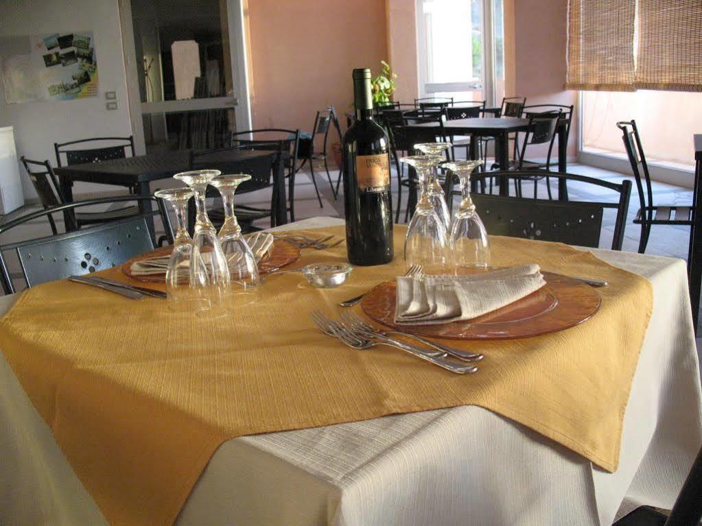 Il Giardino Di Ausonia Bed & Breakfast Реджо ди Калабрия Екстериор снимка