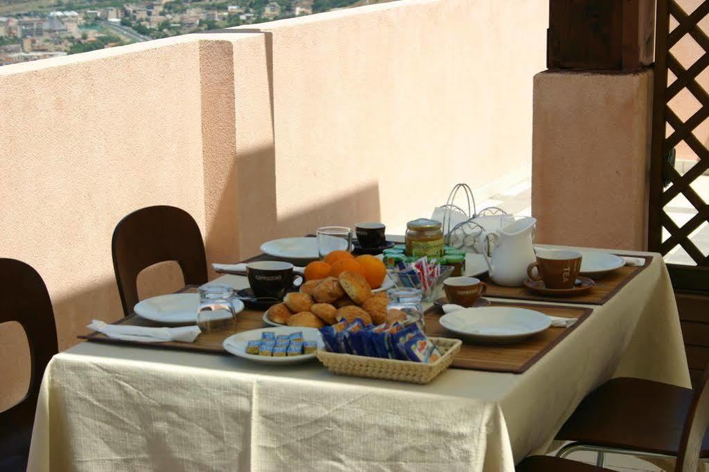 Il Giardino Di Ausonia Bed & Breakfast Реджо ди Калабрия Екстериор снимка